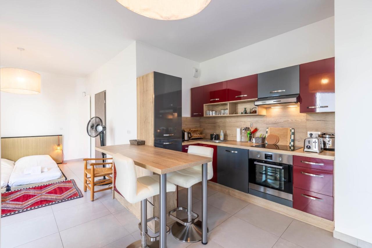 Charming Apartment With Balcony And Parking Near The Center Of 안시 외부 사진
