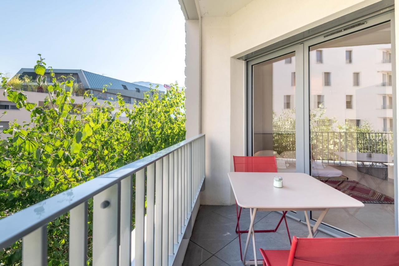 Charming Apartment With Balcony And Parking Near The Center Of 안시 외부 사진