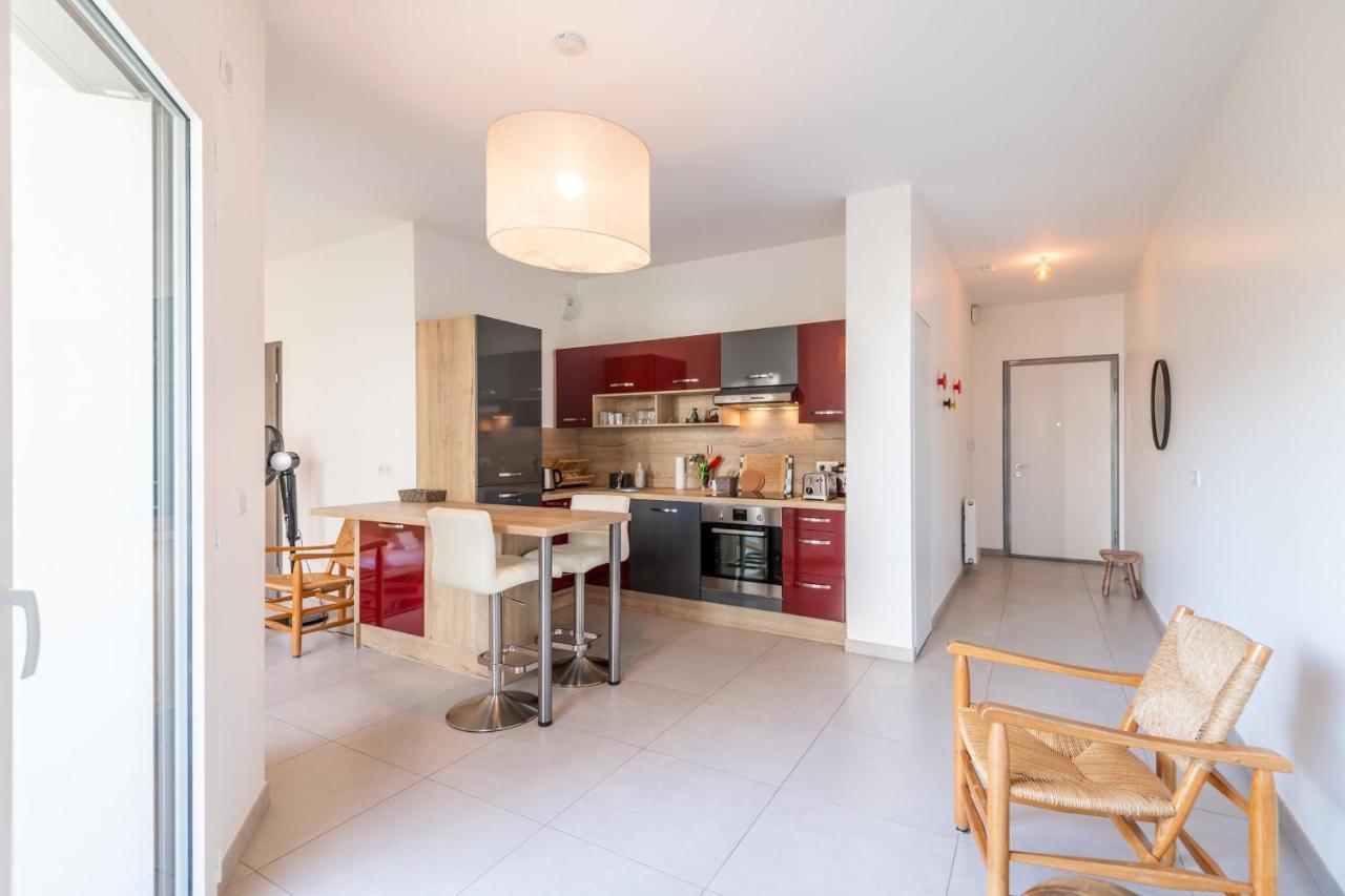 Charming Apartment With Balcony And Parking Near The Center Of 안시 외부 사진