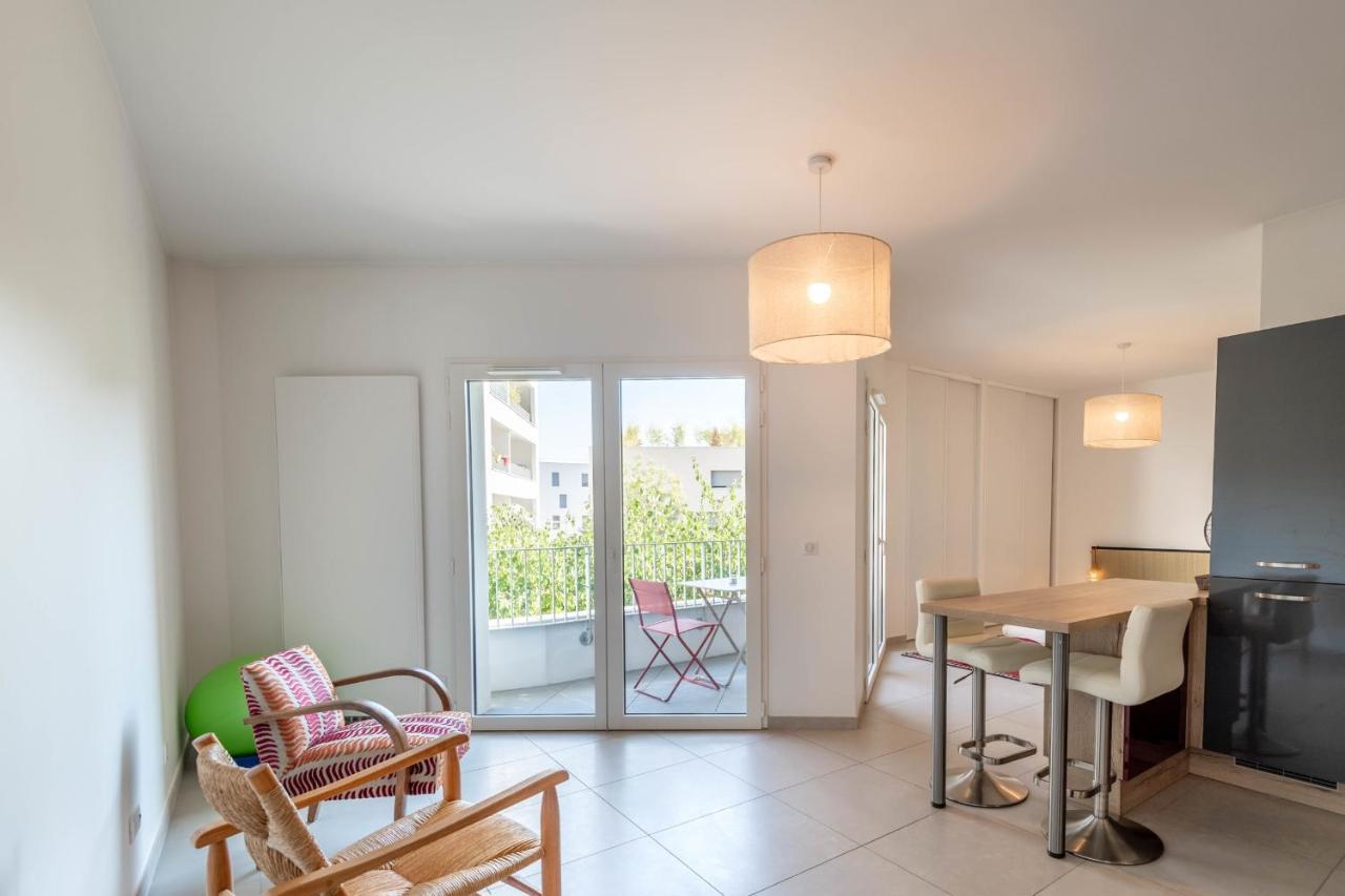 Charming Apartment With Balcony And Parking Near The Center Of 안시 외부 사진
