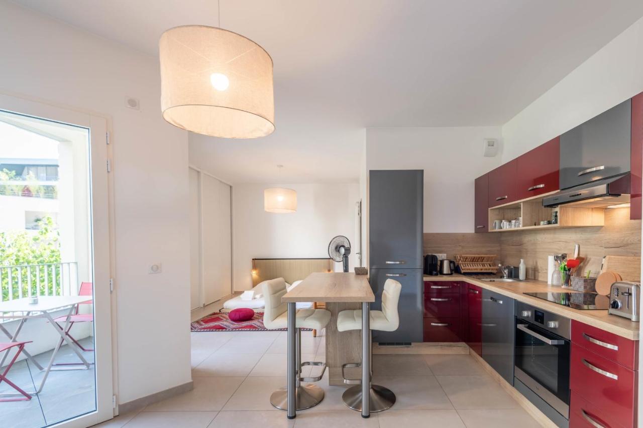 Charming Apartment With Balcony And Parking Near The Center Of 안시 외부 사진